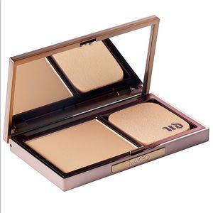 UD Naked Skin line’s Ultra Definition Powder